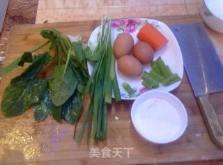 沙拉蔬菜蛋卷的做法步骤：1