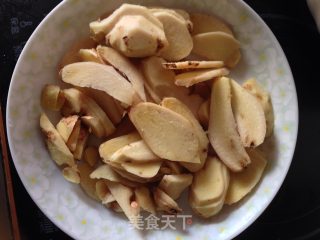 姜醋猪脚蛋的做法步骤：2