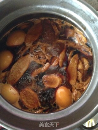 姜醋猪脚蛋的做法步骤：7