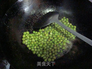 青豆虾仁的做法步骤：8