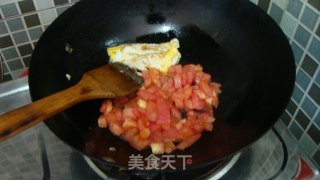 西红柿鸡蛋蘑菇烧面条的做法步骤：3