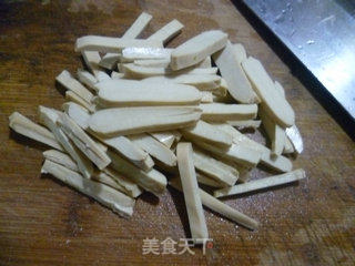 虾米干炒芹菜的做法步骤：4