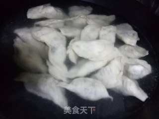 芋头香菜水饺的做法步骤：12