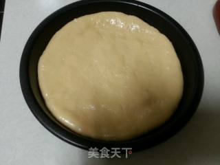 火腿披萨的做法步骤：3