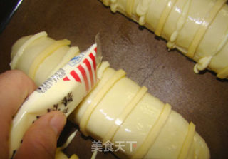 沙拉芝士面包的做法步骤：9