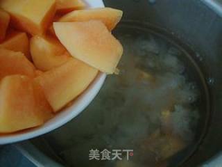 滋润养颜---【木瓜百合银耳羹】的做法步骤：4