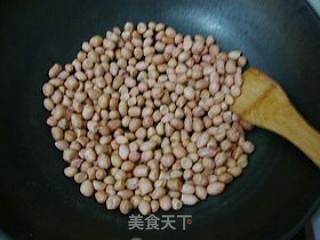 儿时的小零食----【挂霜花生】的做法步骤：2