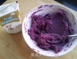 紫薯驴打滚的做法步骤：1