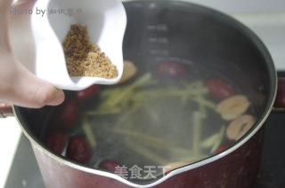 红枣姜茶的做法步骤：4