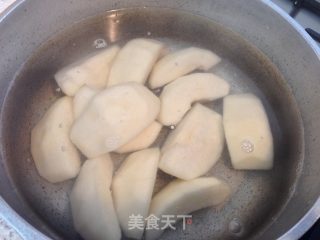 山楂雪梨茶的做法步骤：1