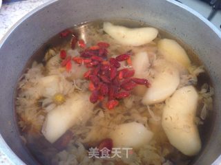 山楂雪梨茶的做法步骤：4