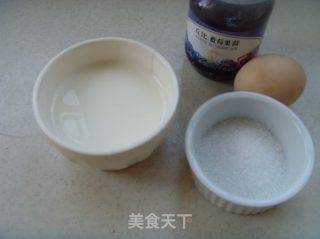 蓝莓酱双皮奶的做法步骤：1