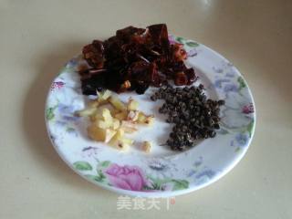 炝炒藕丁的做法步骤：2