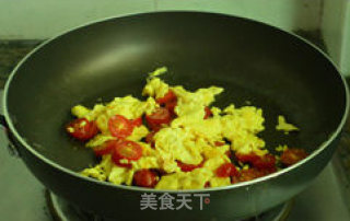 奶香番茄炒蛋的做法步骤：7