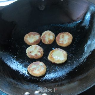 固元膏地瓜糯米煎粑的做法步骤：10