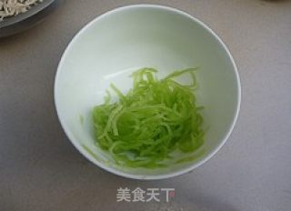 姜香笋拌鸡丝的做法步骤：6