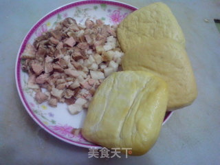 中原秘制卤肉酿豆干的做法步骤：1