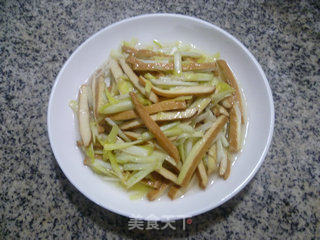香干炒韭菜芽的做法步骤：9