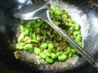雪菜炒蚕豆的做法步骤：7
