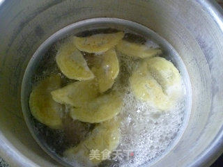 菠菜蛋饺排骨汤的做法步骤：7