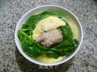 菠菜蛋饺排骨汤的做法步骤：12