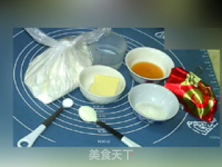 肉松芝士面包的做法步骤：1