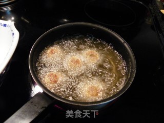 炸香葱白菜肉丸的做法步骤：12