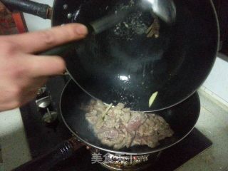 葱爆羊肉的做法步骤：6