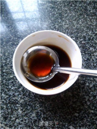 洋葱回锅蛋的做法步骤：2
