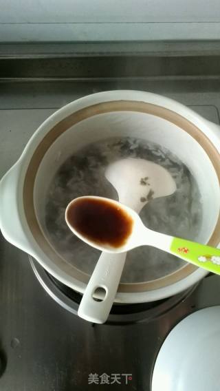 宝宝饮食—紫菜虾皮蛋花粥的做法步骤：8