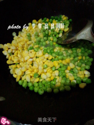 金玉满堂——清炒玉米粒的做法步骤：4