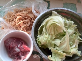 家常焖饼的做法步骤：1