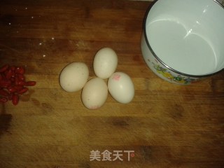 鸡蛋羹的做法步骤：1