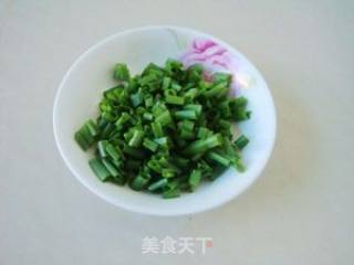 野生熟菌粉煮萝卜的做法步骤：2