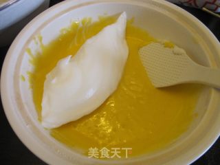八寸戚风蛋糕的做法步骤：8