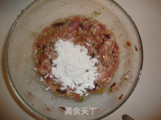 香菇肉丸汤的做法步骤：5