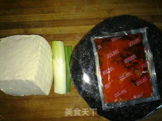 玛格莱特麻辣豆腐汤的做法步骤：1