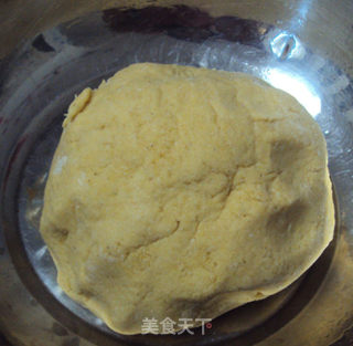 一款有菜有主食的忆苦菜品——虾酱窝头的做法步骤：1