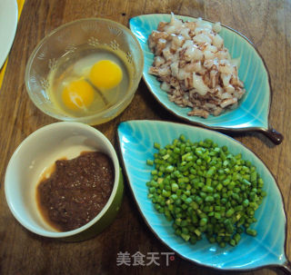 一款有菜有主食的忆苦菜品——虾酱窝头的做法步骤：2