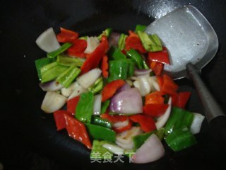 家常小炒------【回锅牛肉】的做法步骤：5