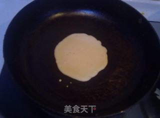 草莓果酱煎饼的做法步骤：3