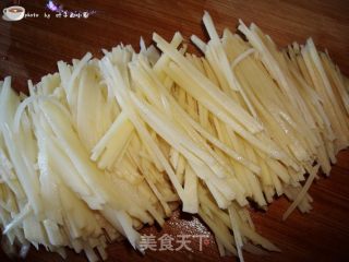醋溜土豆丝的做法步骤：2