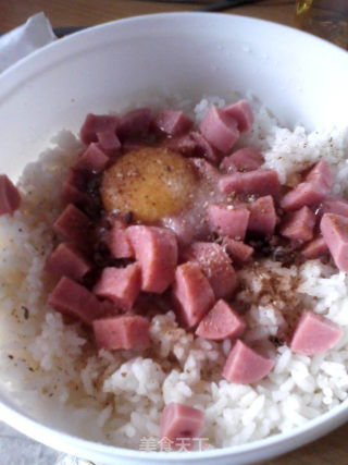 微波炉火腿蛋拌饭的做法步骤：2