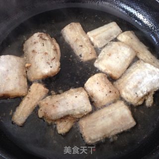 干炸带鱼的做法步骤：4
