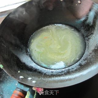 蛋丝豆腐汤的做法步骤：4