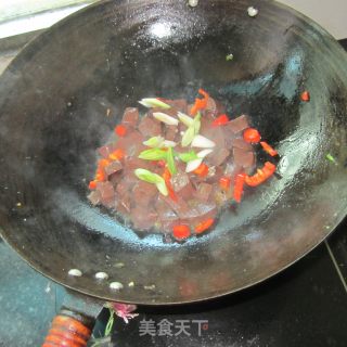 炒猪血的做法步骤：7