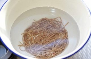 多味儿沙拉凉面的做法步骤：17