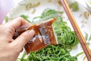 多味儿沙拉凉面的做法步骤：25
