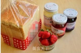 果酱三明治的做法步骤：1