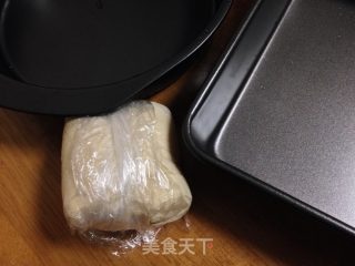 薄底海鲜Pizza的做法步骤：2